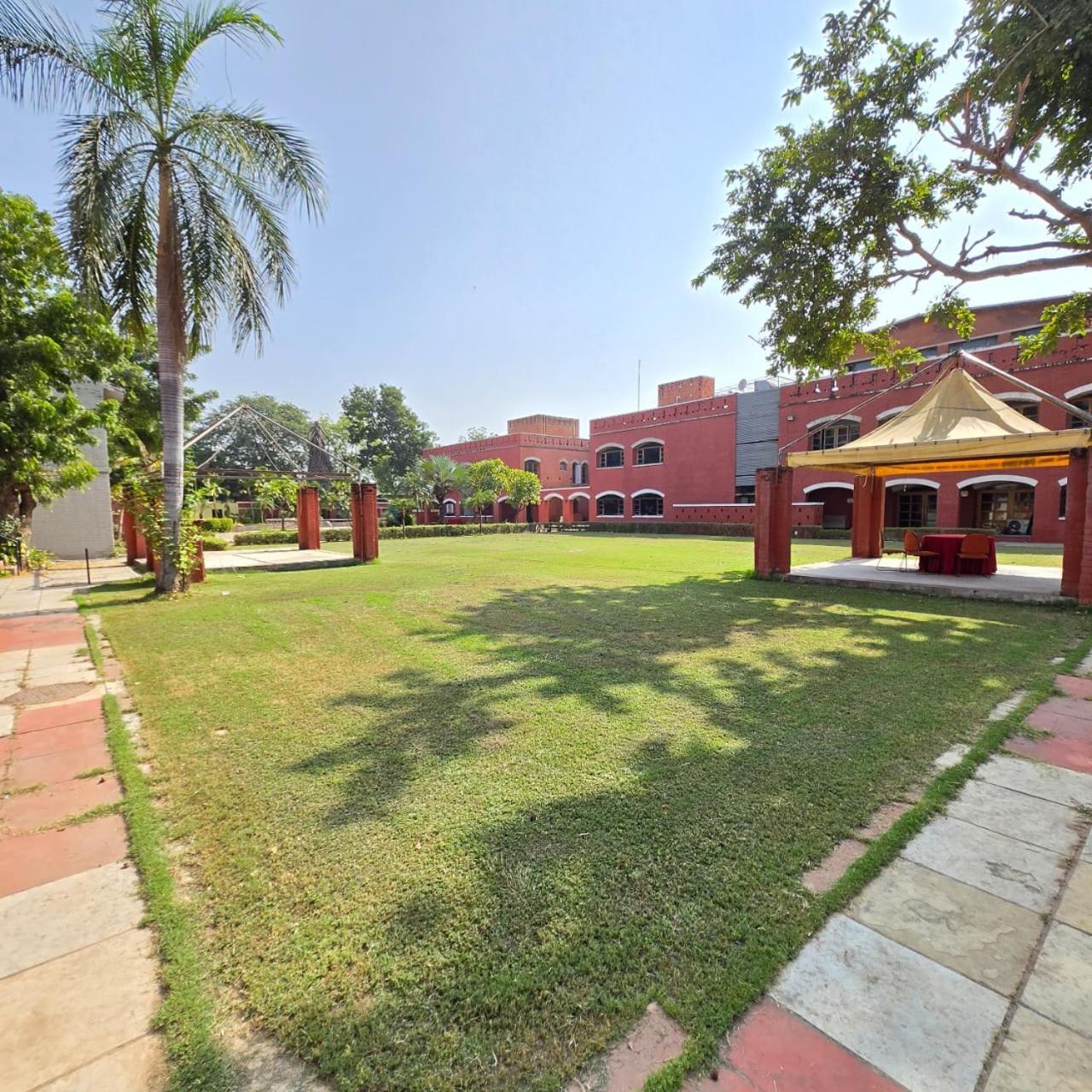 The Sky Imperial, Gandhinagar Hotel Exterior photo